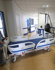 Hospital de Alcobaça renova camas do internamento